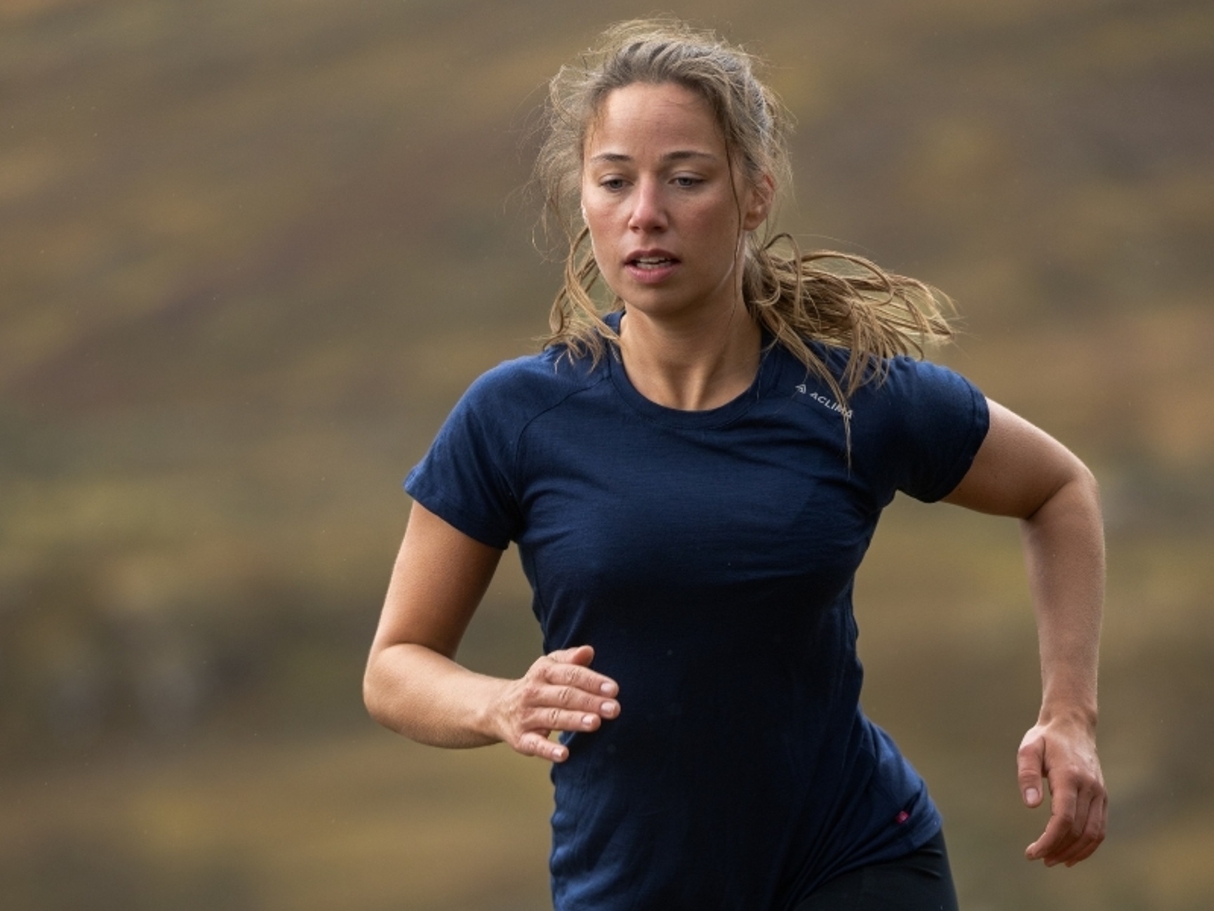 Aclima LightWool trail tee i 100% merinoull blå dam