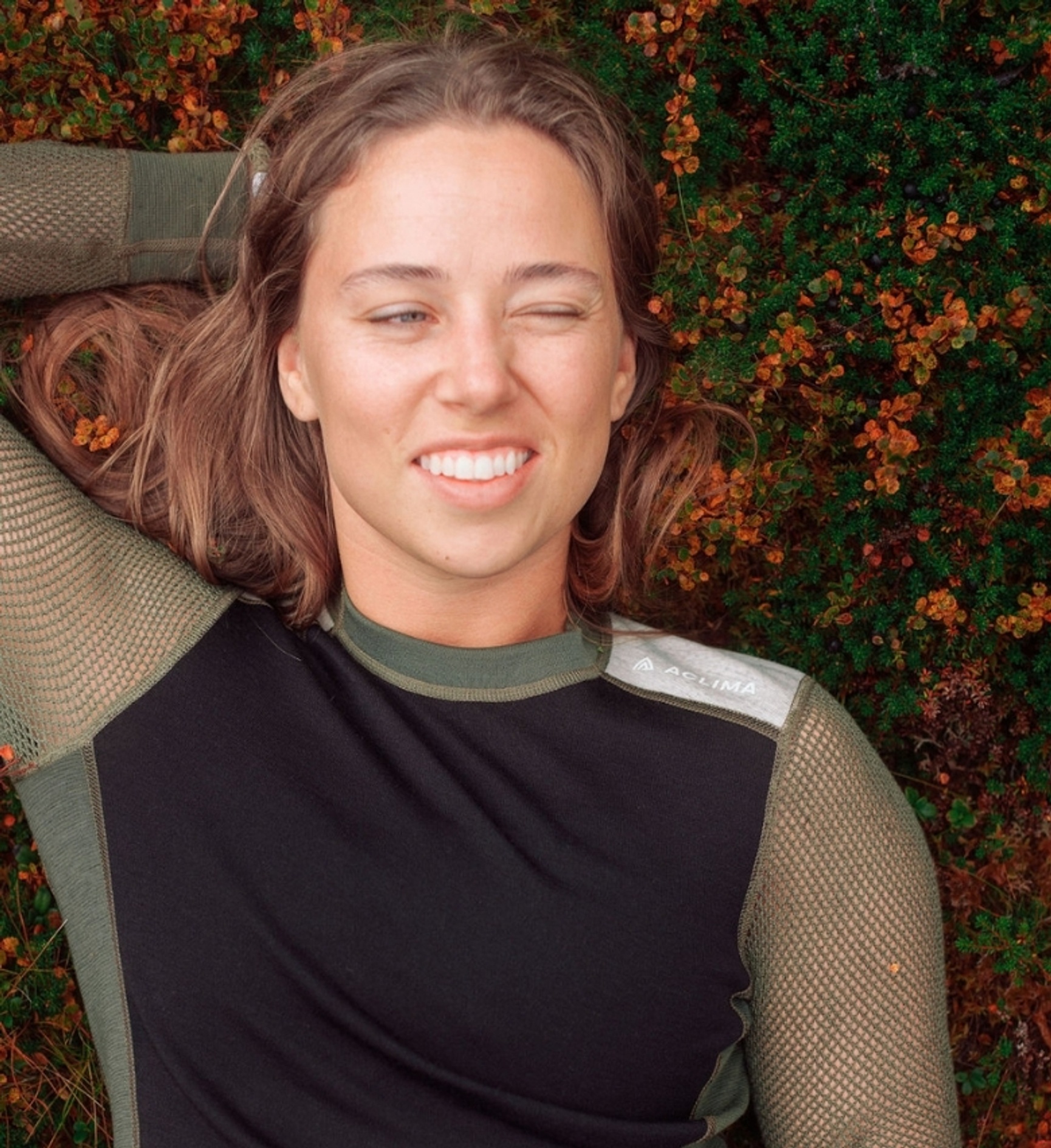 WoolNet Hybrid Wollnetz für Frauen in Grün und Schwarz