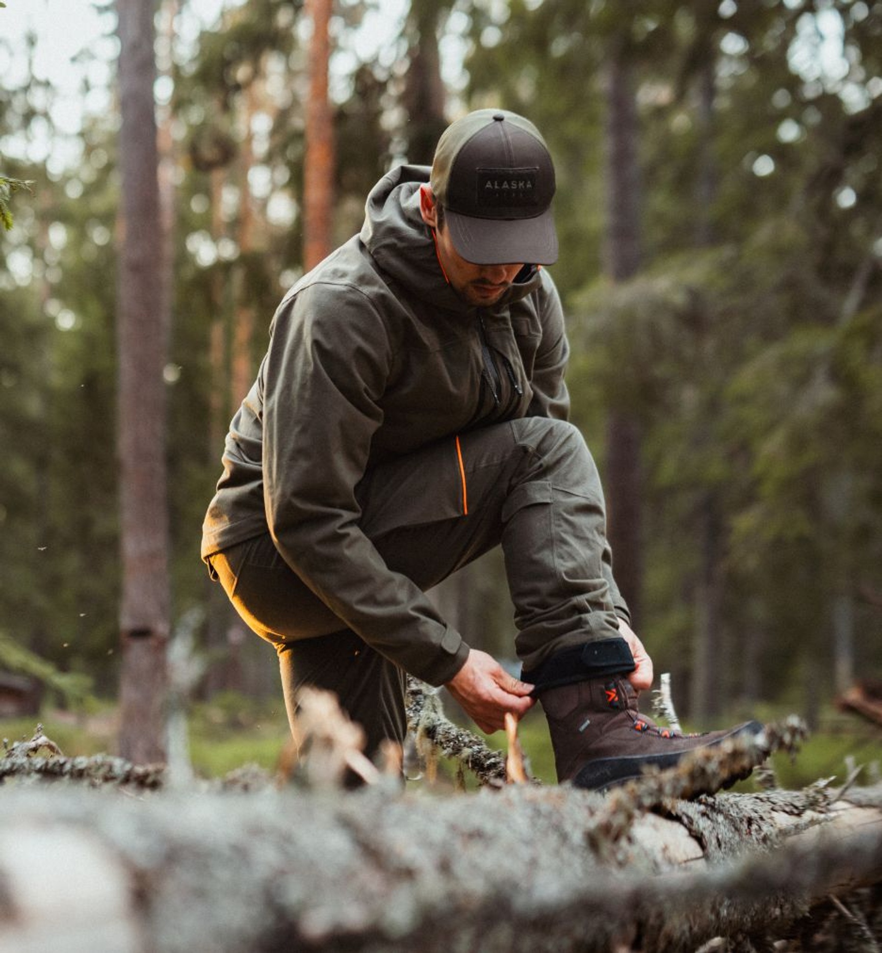 Extreme Lite - Our Lightest Waterproof Hunting Suit