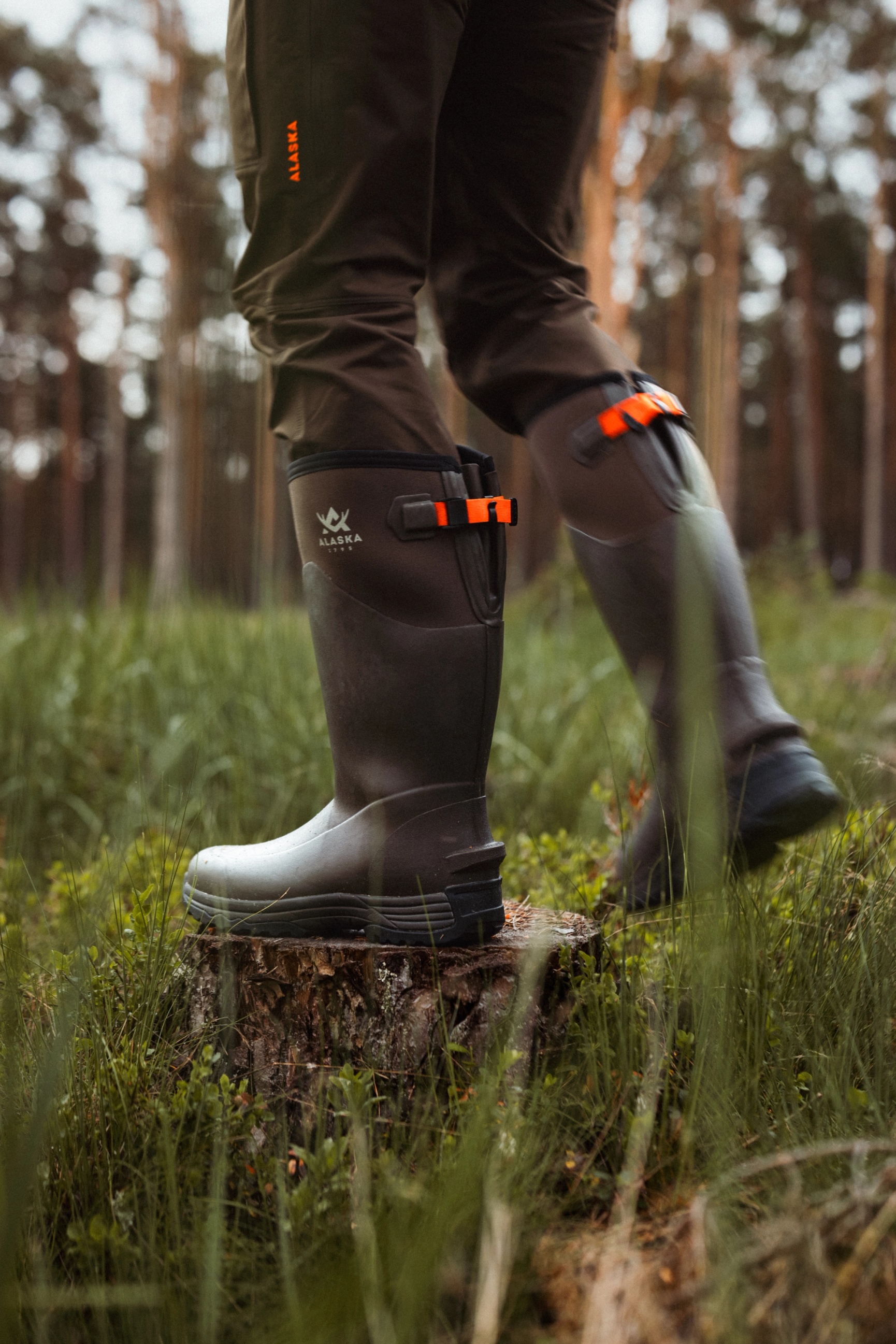 Active Neoprene Boots