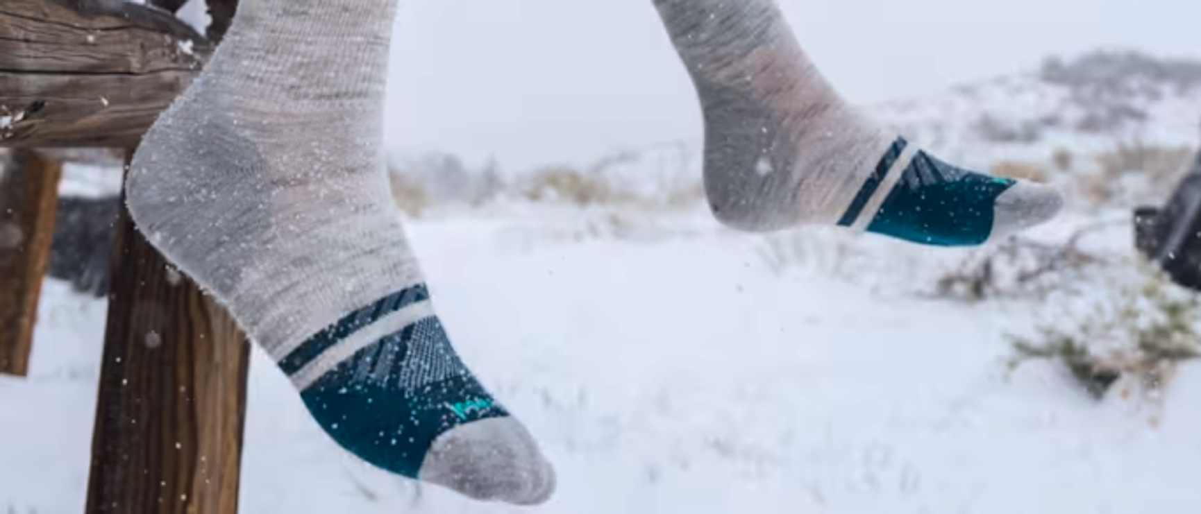 skidstrumpor i vinterlandskap