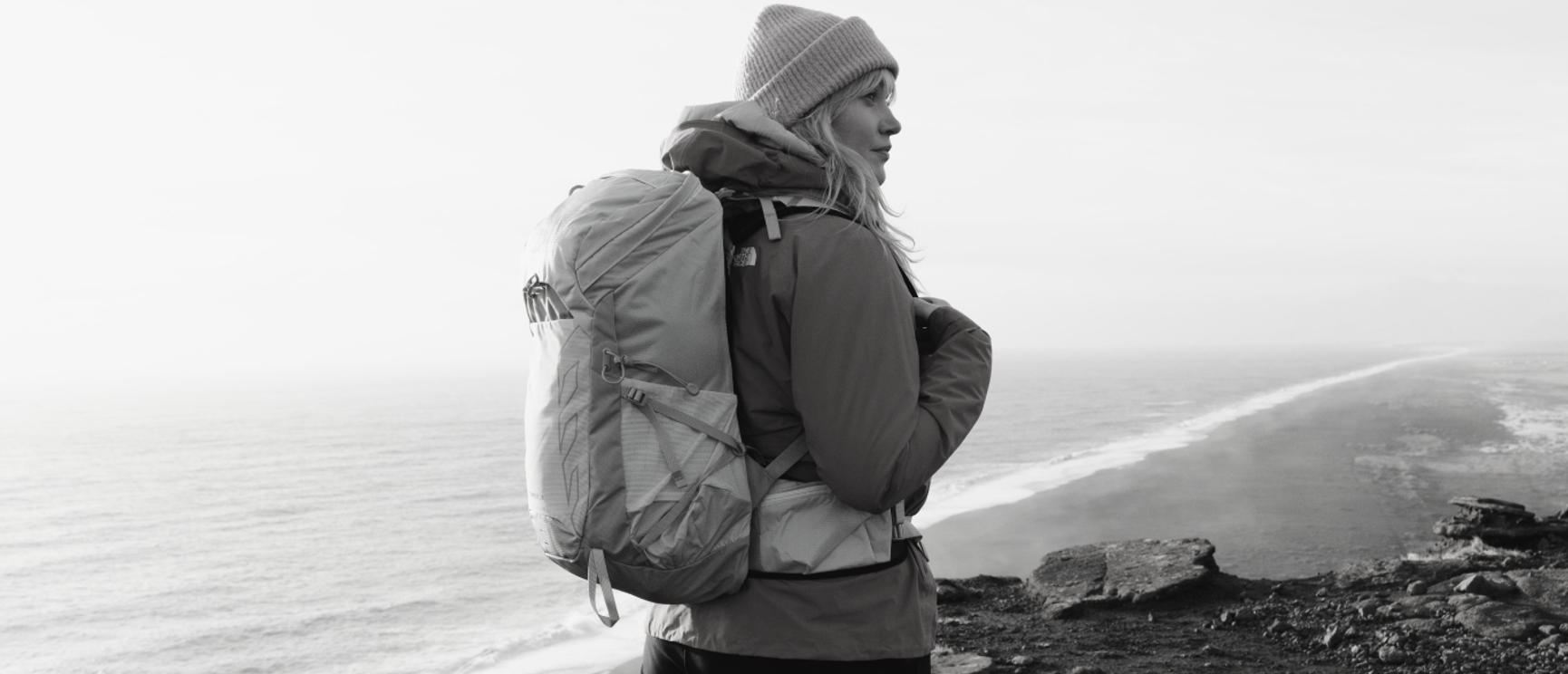 Tjej med Osprey ryggsäck