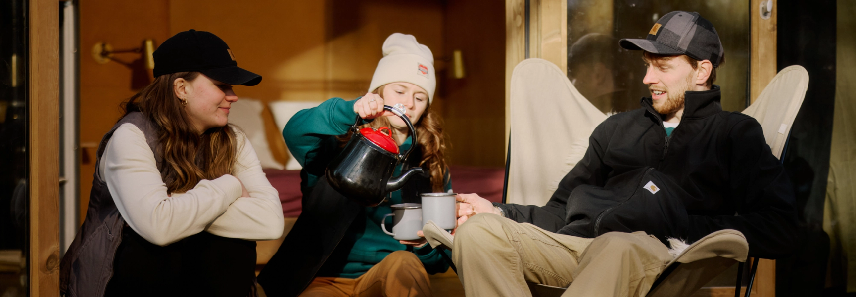 Friends drinking coffee