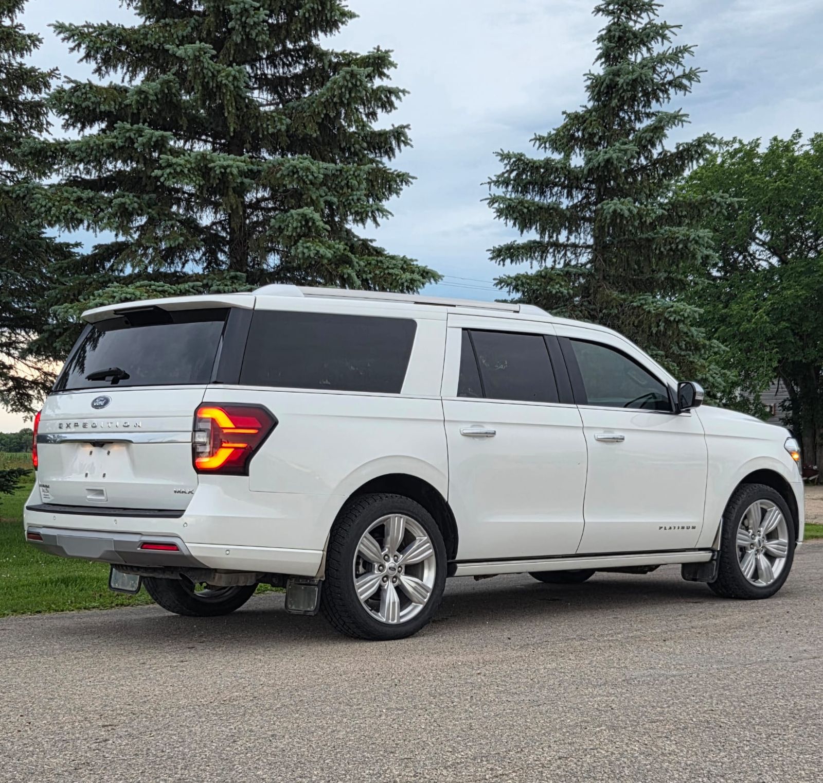 2022 Ford Expedition Max Platinum