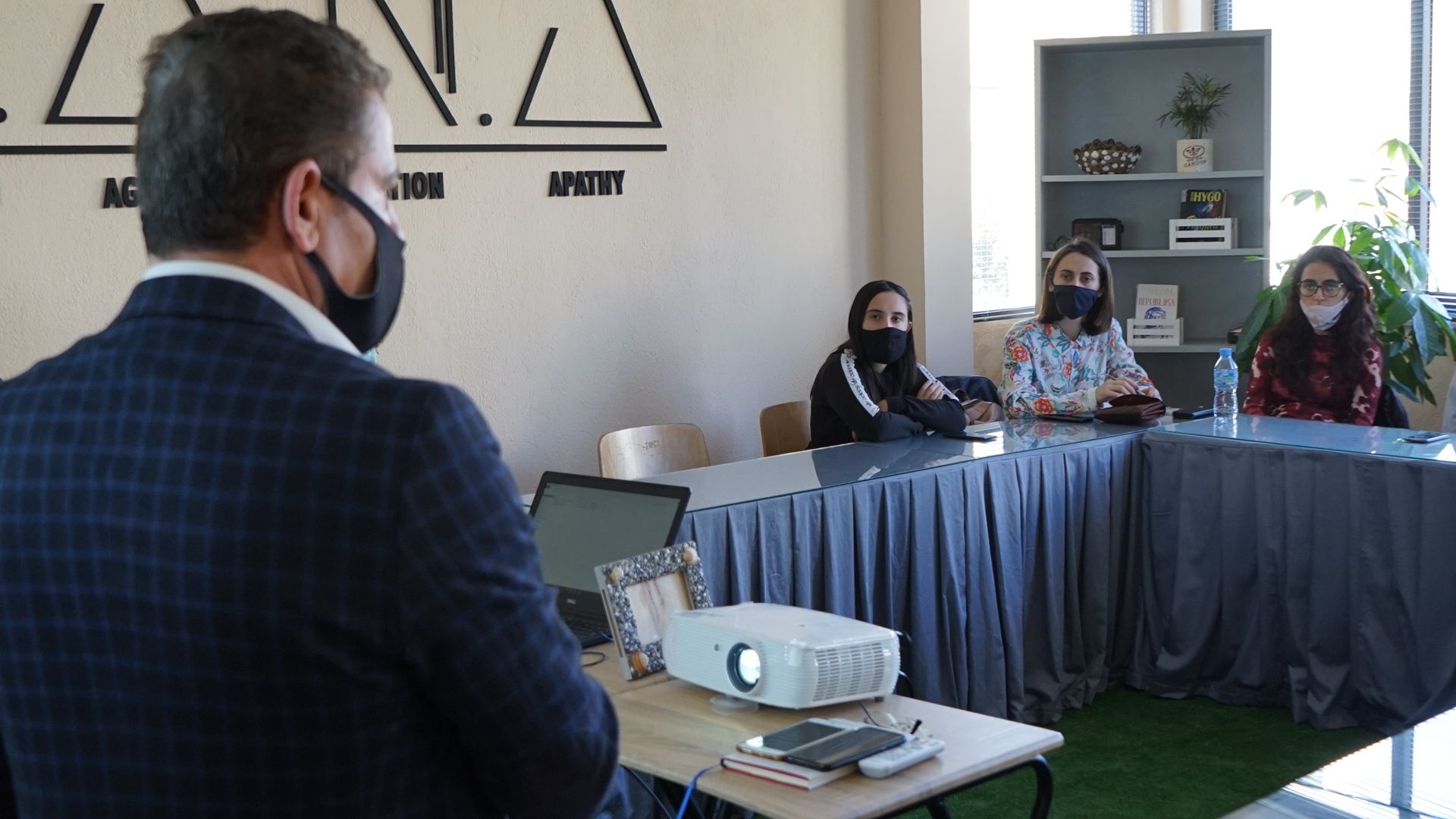Session 11, “Storytelling & Multimedia”