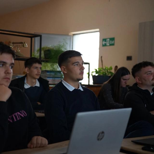 Web & Graphic Design Course - Session | H.A.N.A Centre