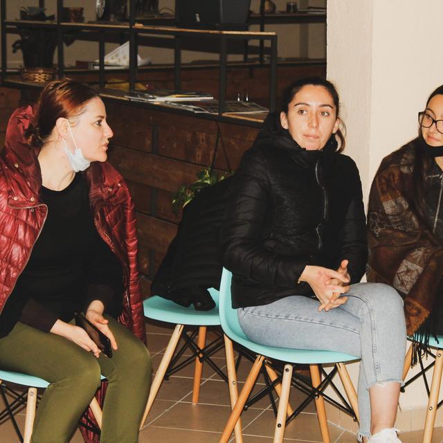 Discussion about the documentary "Feminist in Cell Y", and patriarchy