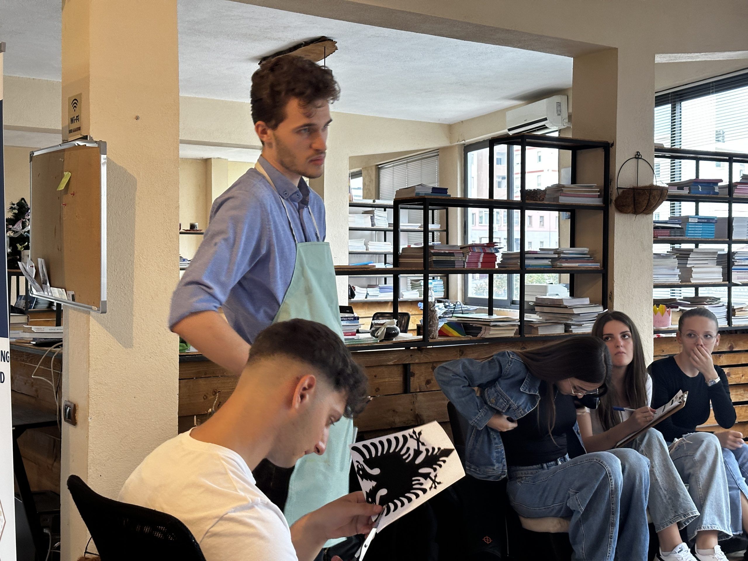 Itinerary of the Public Money - Youth Reports - Meet up