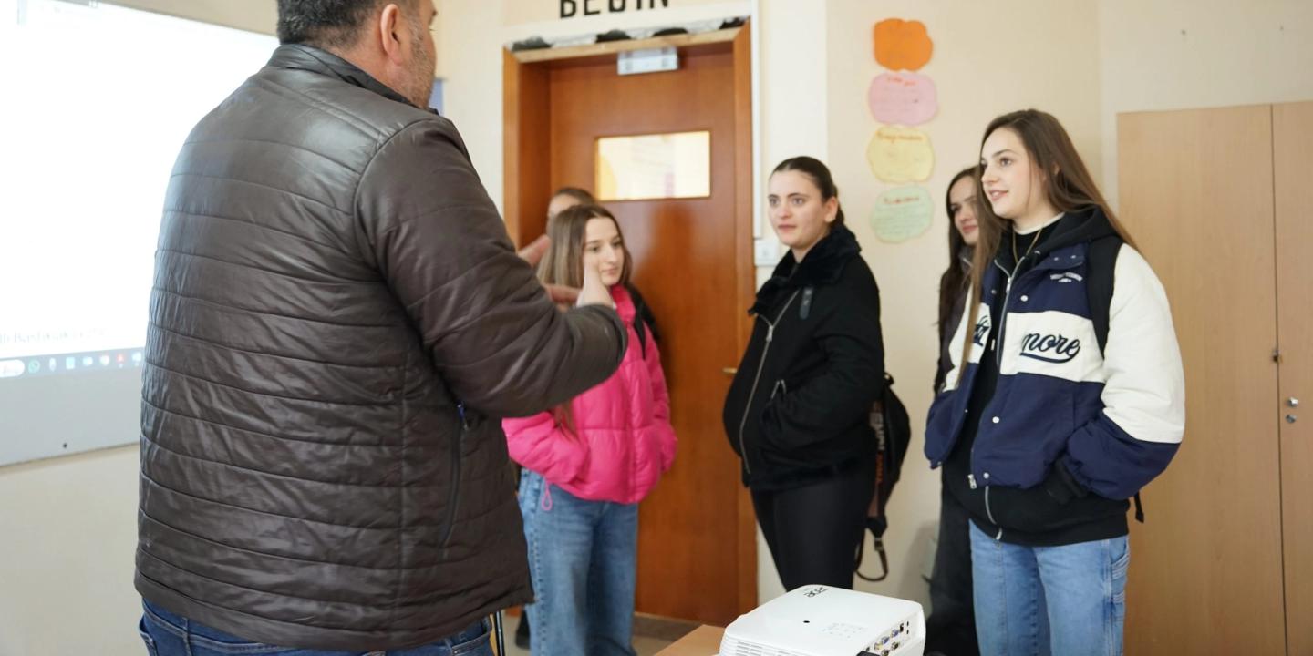 Itinerary of the Public Money – Youth Reports – Newsroom Club #6