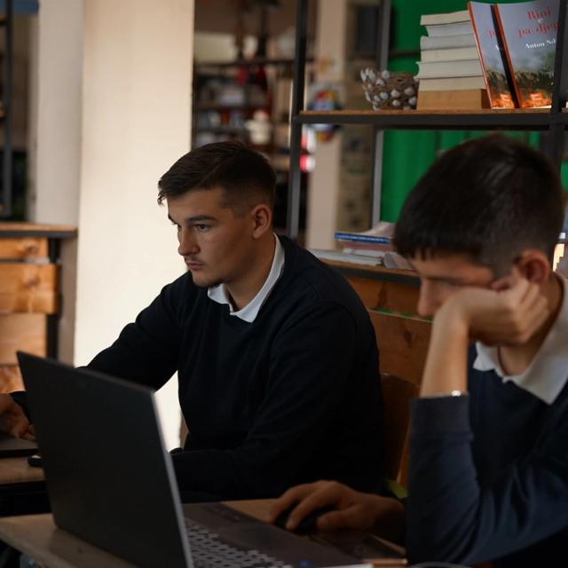 Web & Graphic Design Course - Session | H.A.N.A Centre