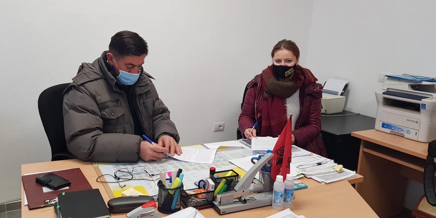 Signing an agreement with SHM Island-Lezha and introductory meeting of the project "Youth, Recycling, Respect - Ecosystem of Environmental Love" with school youth