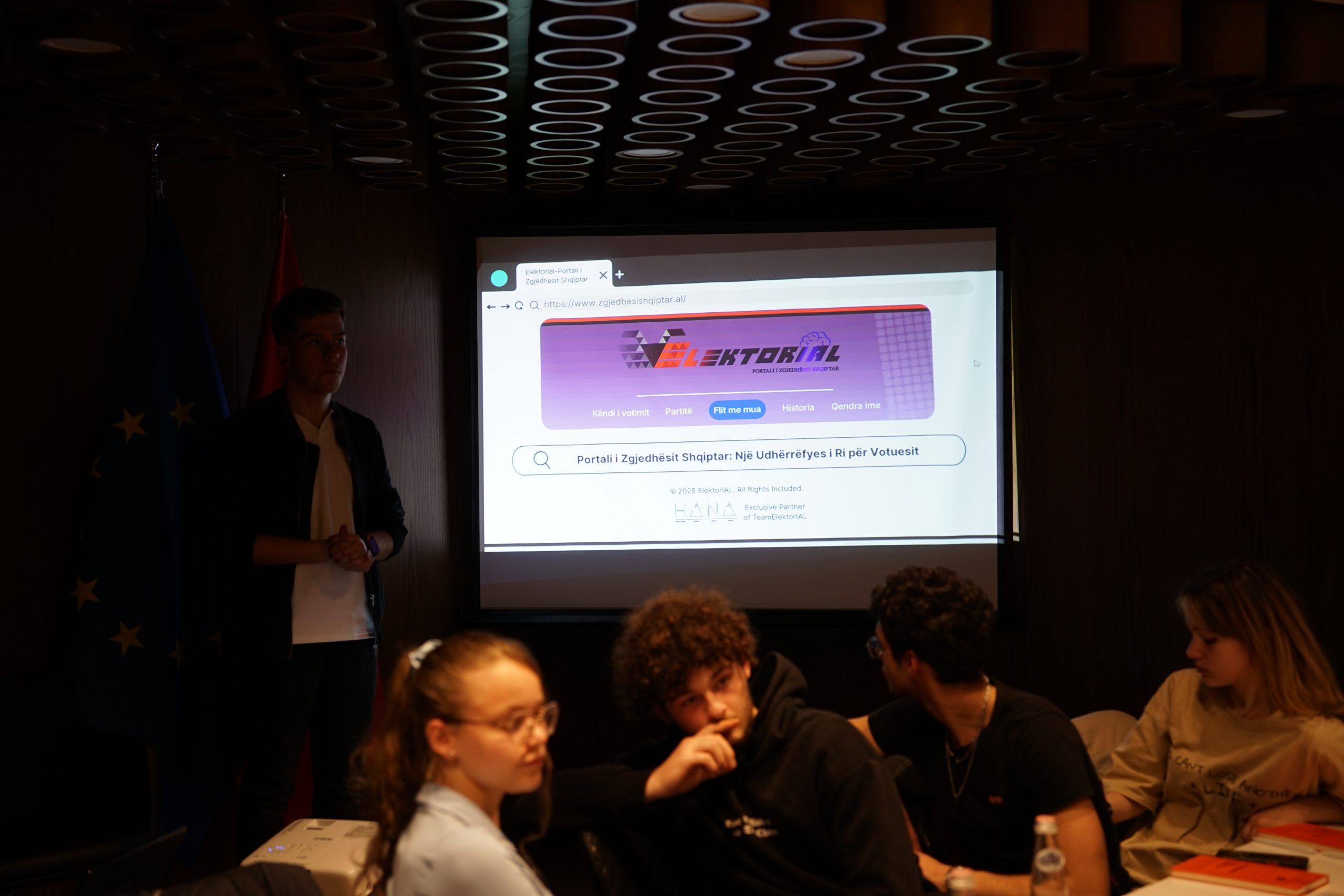 Youth of H.A.N.A and Arka (Shkoder) study visit with the EU Delegation
