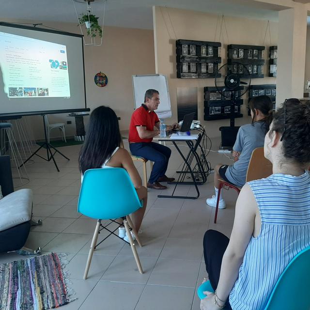 Sessions 1 and 2, "Storyteller & Multimedia"