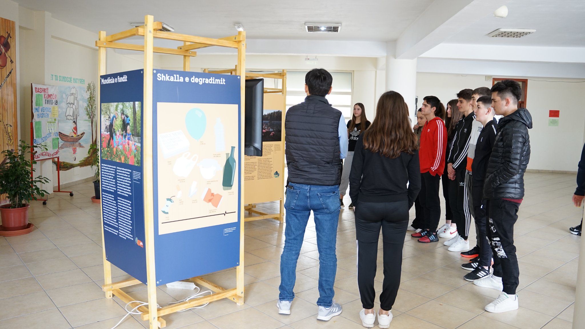 Re:waste on Tour – "Besëlidhja" School