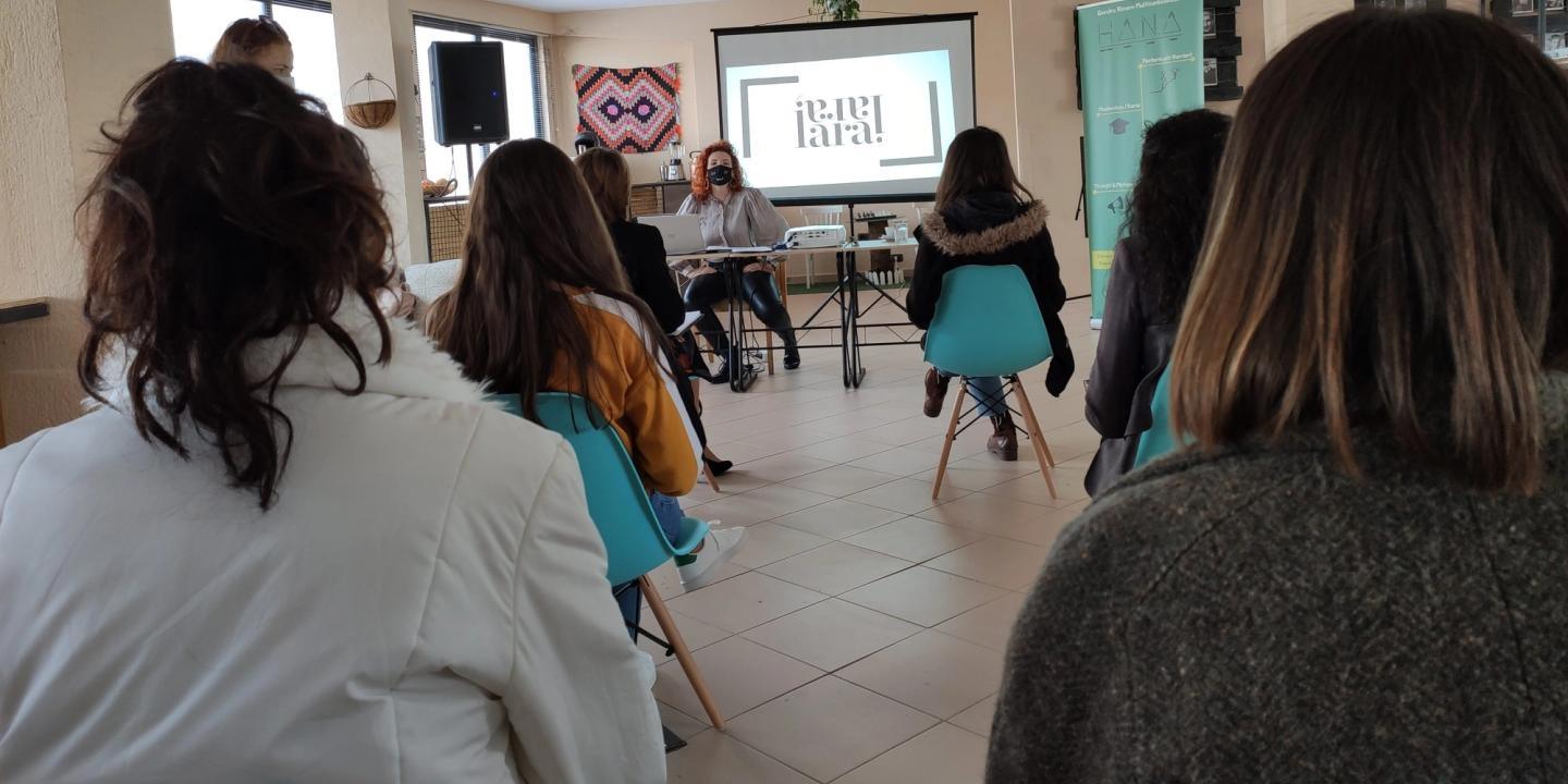 Session 12, “Storytelling & Multimedia”