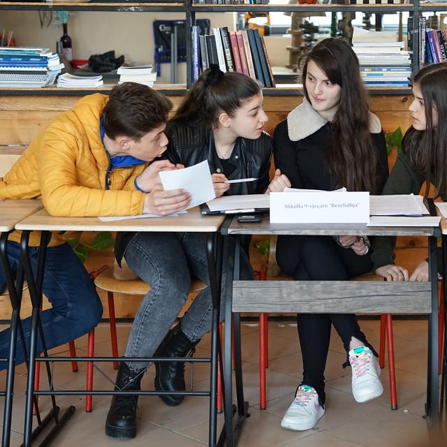 “Debating like a European” | Debate Tournament - Round II | Quarterfinals!
