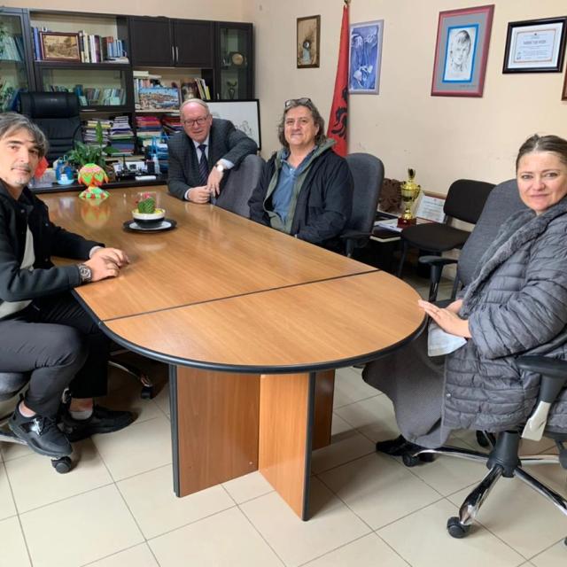 Meetings with the youth of Lezha| Learning about social media