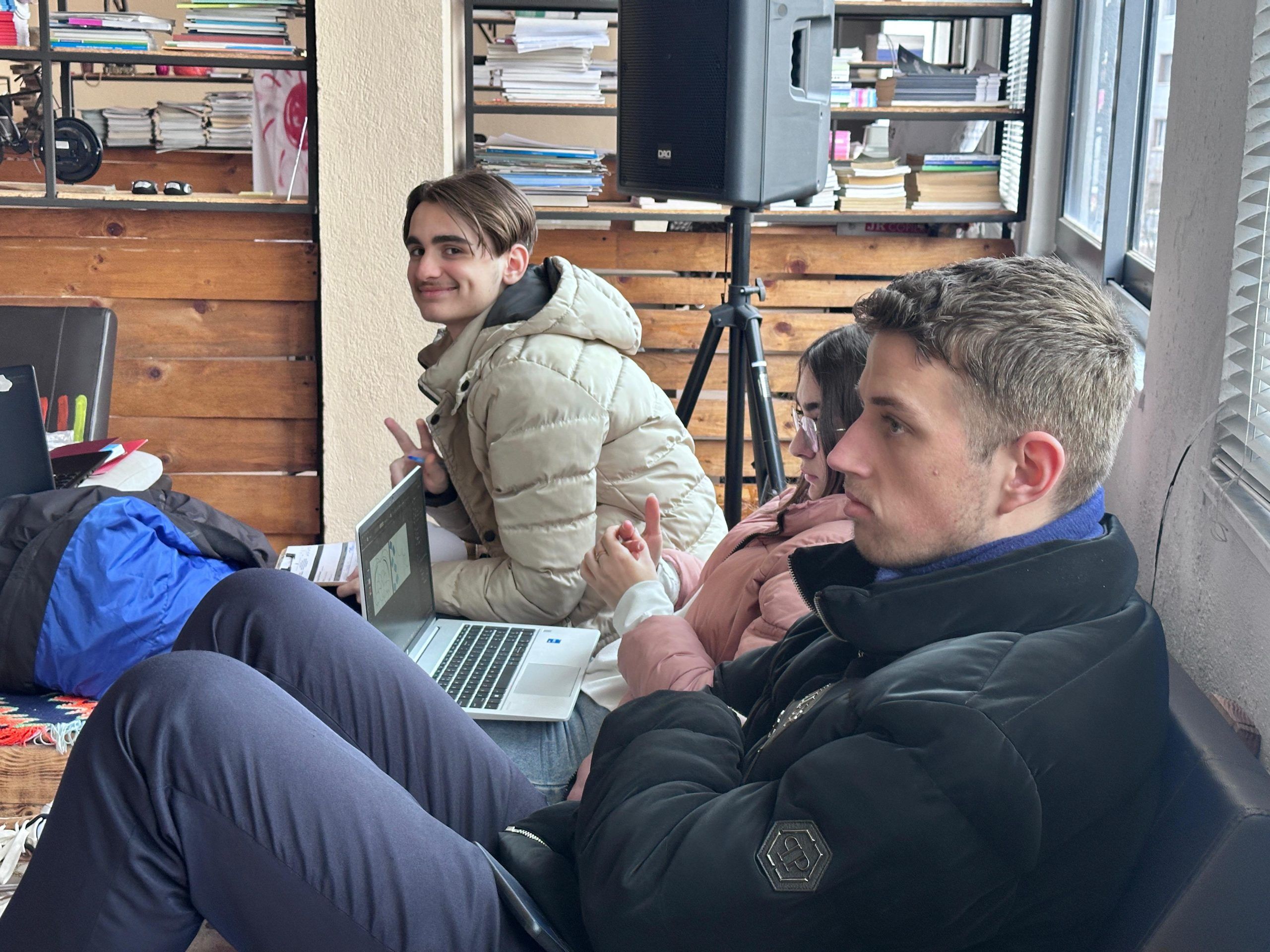 Itinerary of the Public Money – Youth Reports – Meet up #12