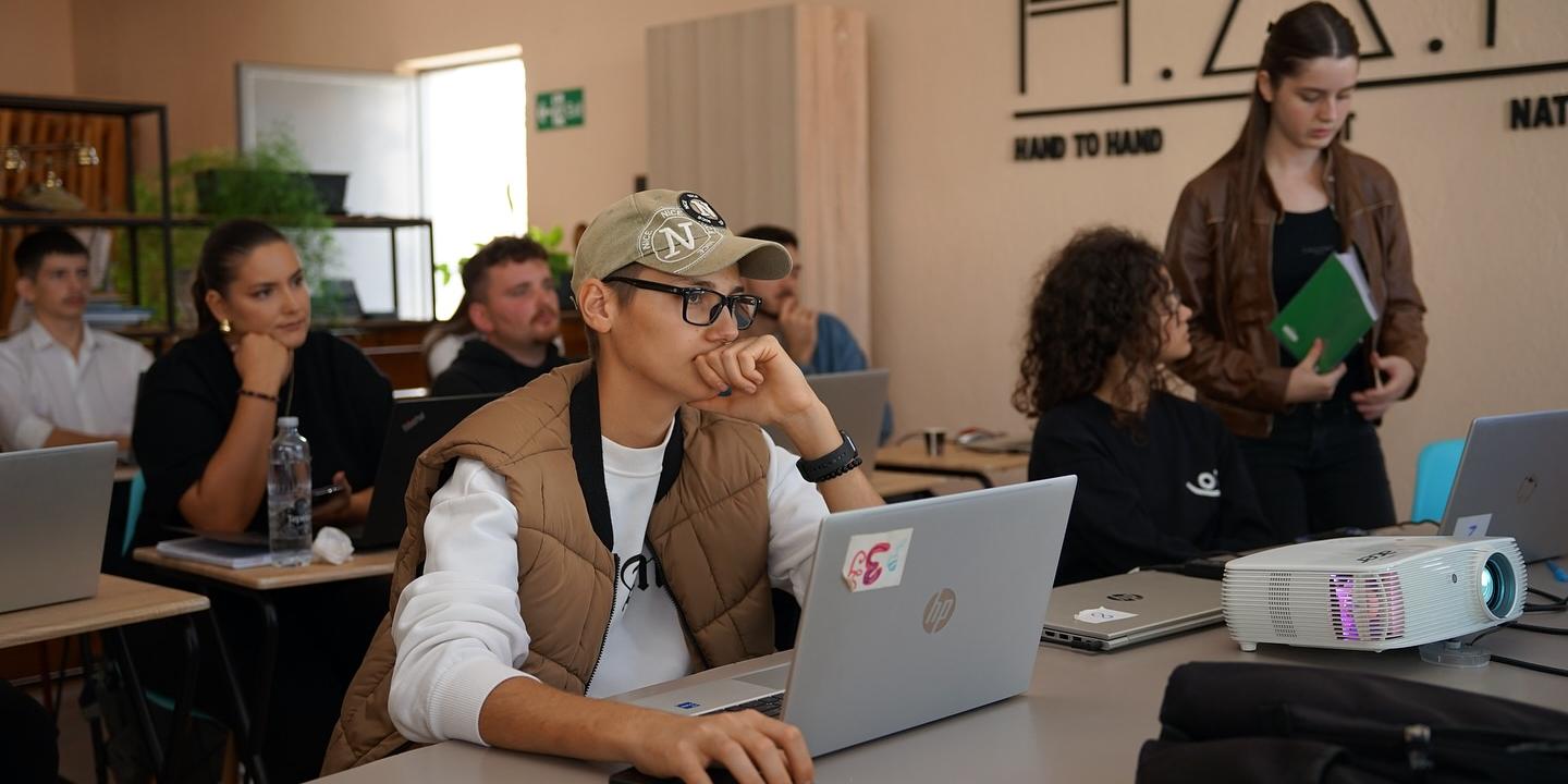 Web & Graphic Design Course - Session | H.A.N.A Centre