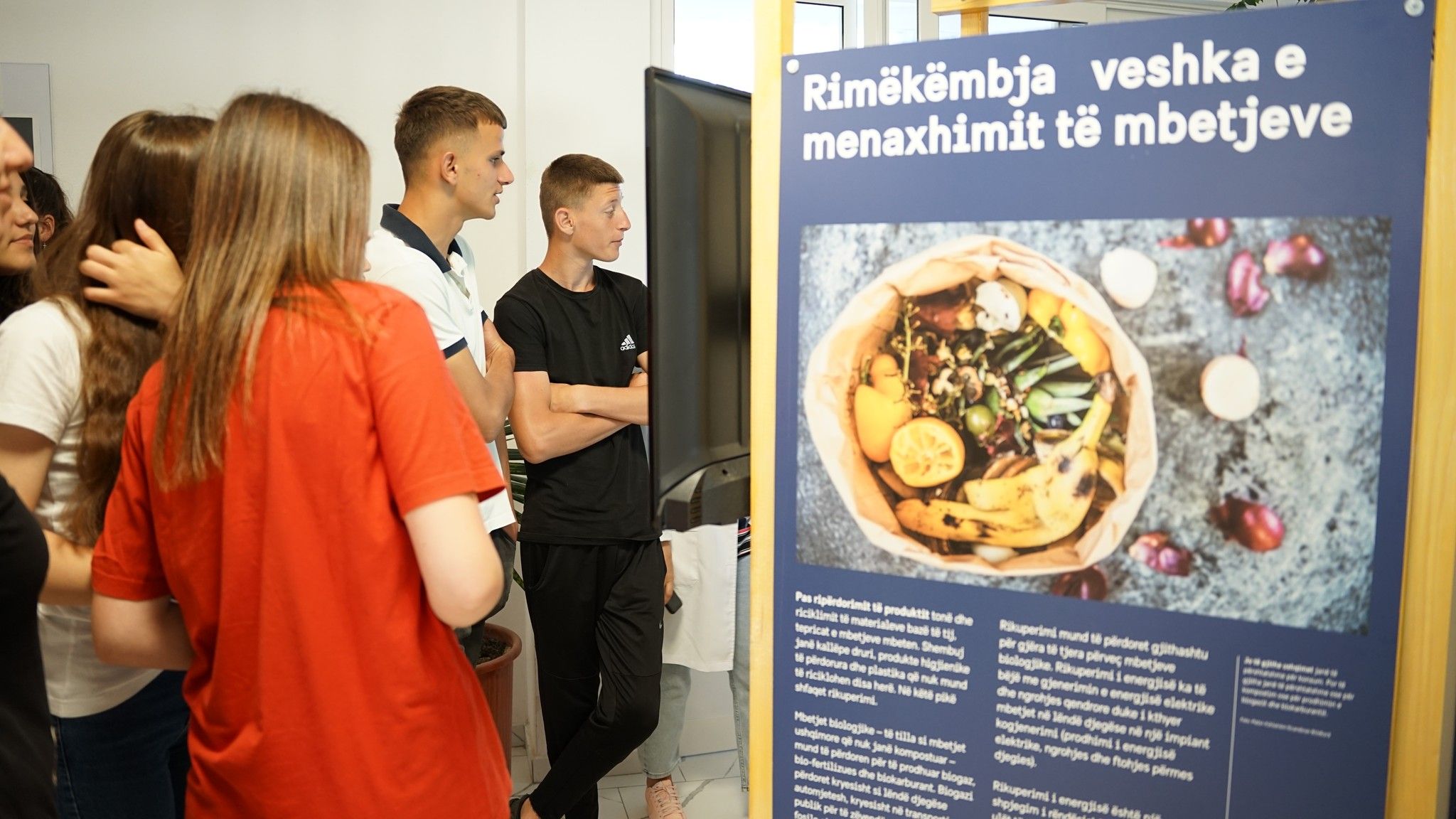 Re:waste on Tour – “Ishull-Lezha” School
