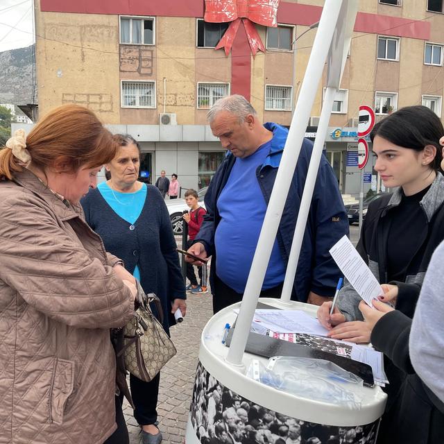 Youth Activism | Signatures for the cause of the Minimum Vital Income