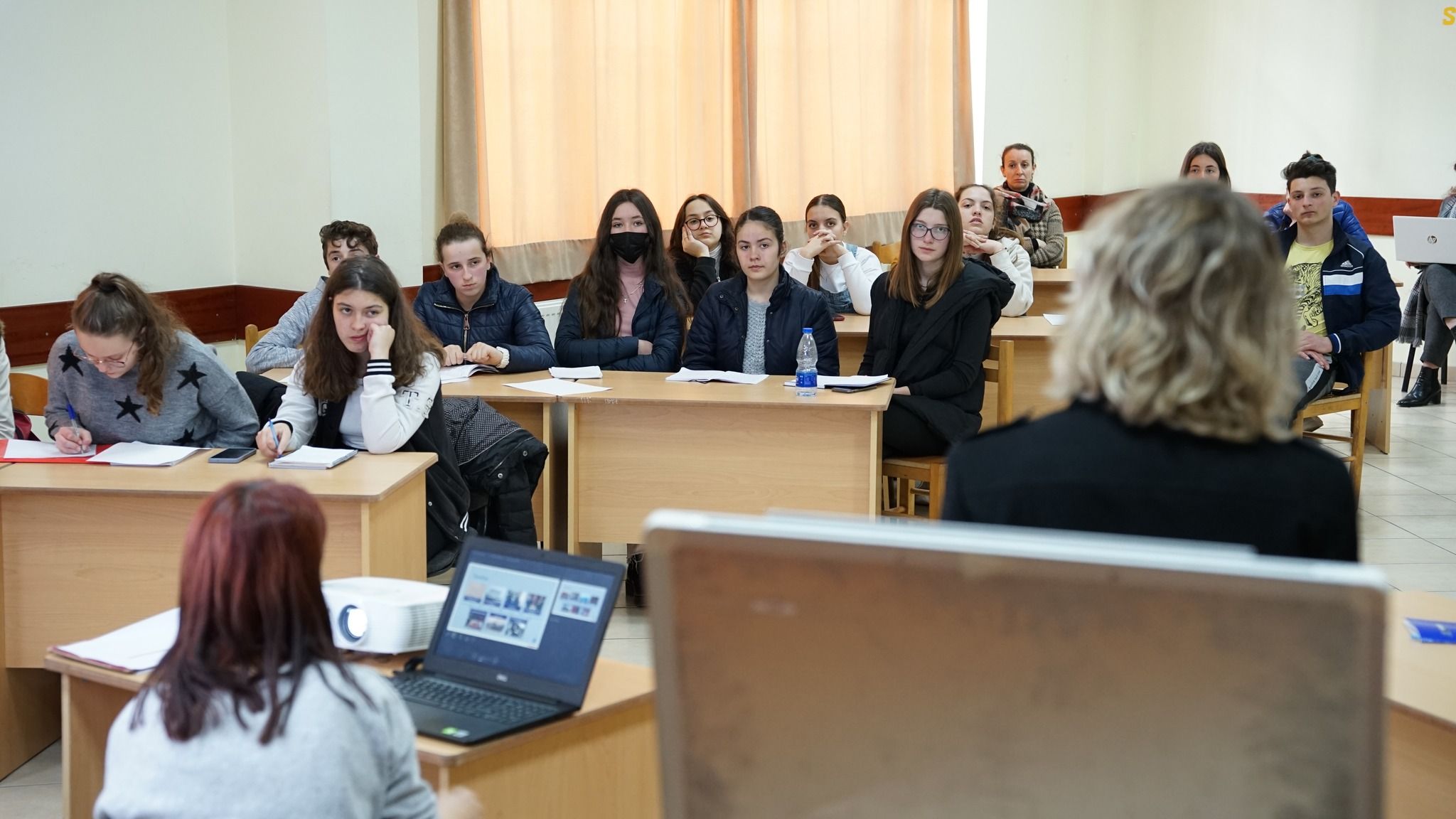Lesson 9 | “Debating like a European” | Rule of Law & Justice Reform | Lecturer – Amanda Roberson