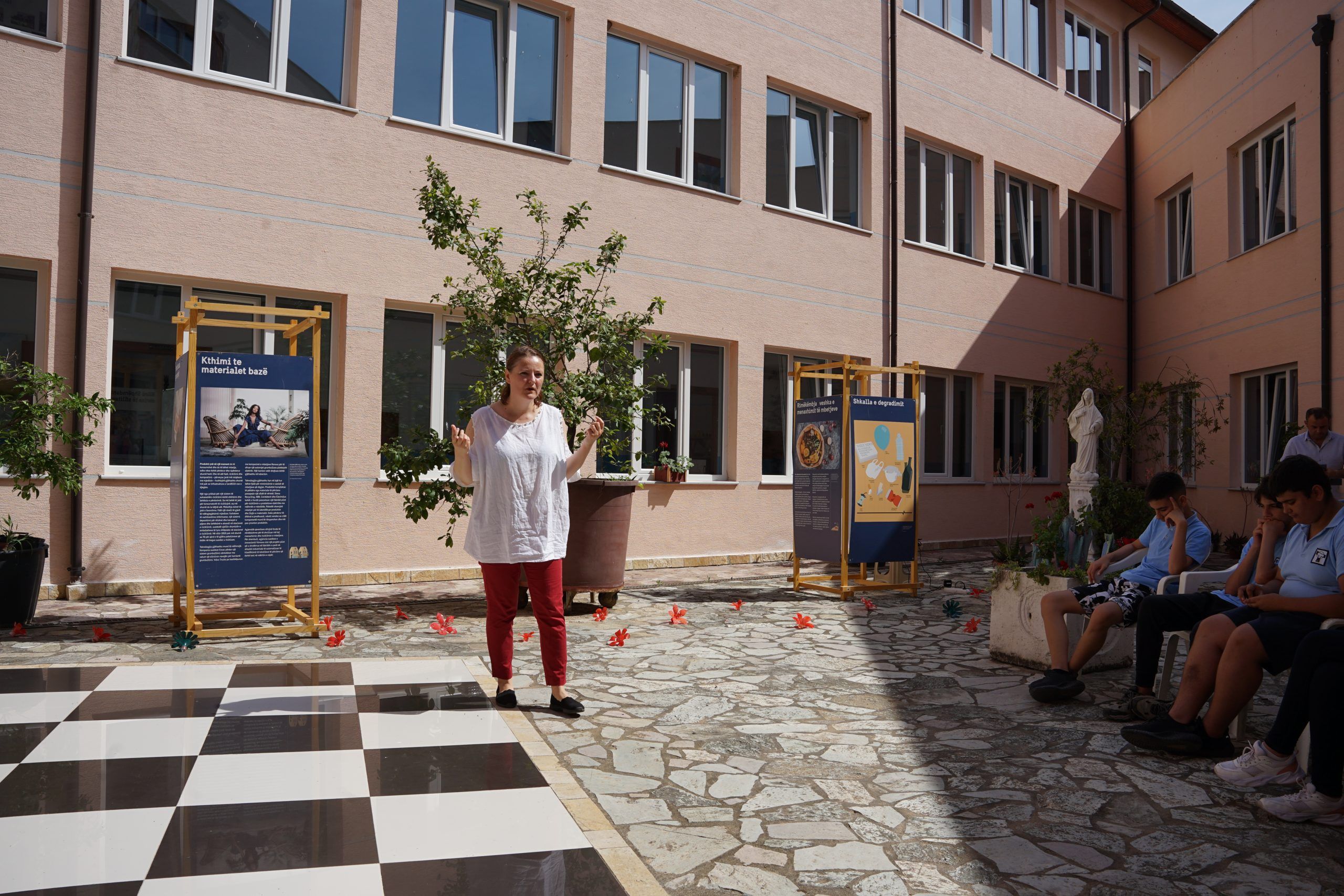 "Re:Waste - How Sweden is rethinking resources." – 2nd Edition | Re:waste on Tour ||"Atë Shtjefën Gjeçovi" School