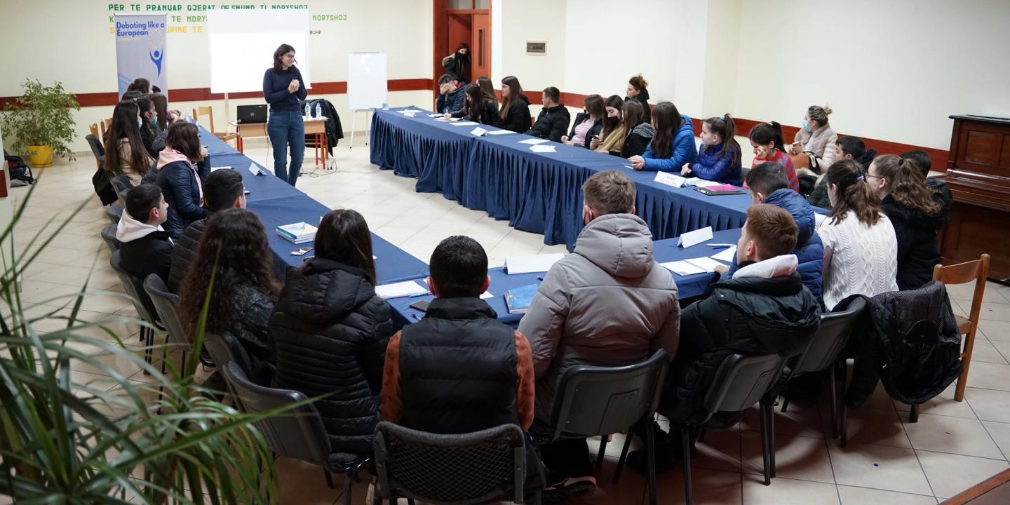 Lesson 5 | “Debating like a European” |What is European integration and the role of the citizens in it. | Lecturer – Alba Brojka