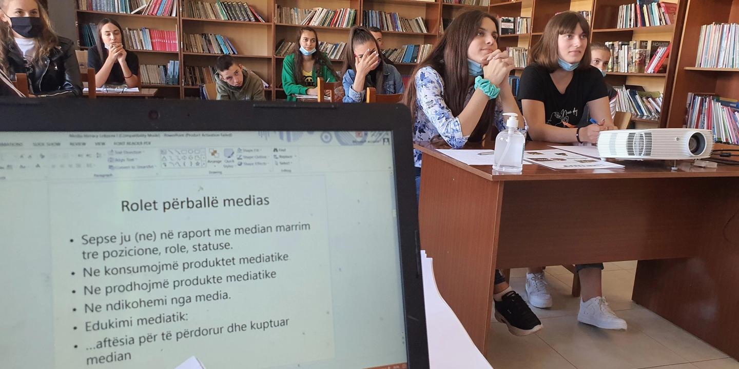 Media education| Yongsters from Zejmen United High School| Zylyftar Bregu
