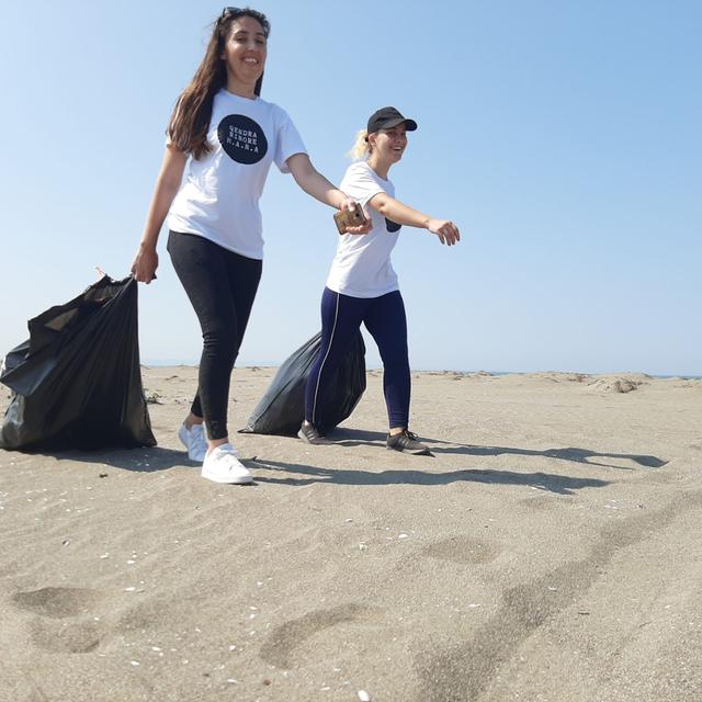Cleaning campaign on the Kune-Vain coast