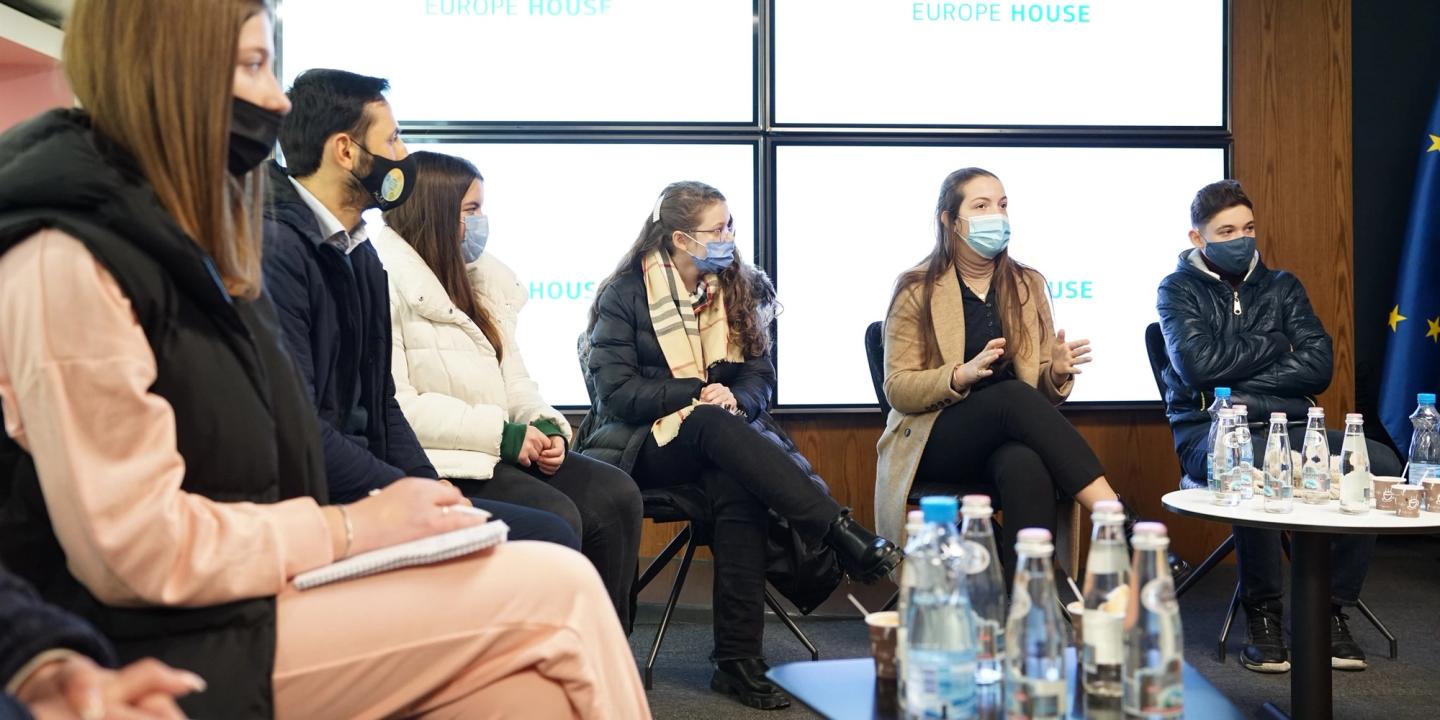Policy-making in Albania| Analysis, Disscusions