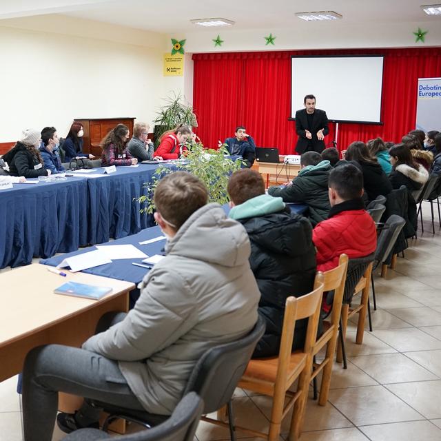 Lesson 3 | “Debating like a European” |The functioning of the EU as a political-economic entity | Lecturer – Adriatik Lapaj