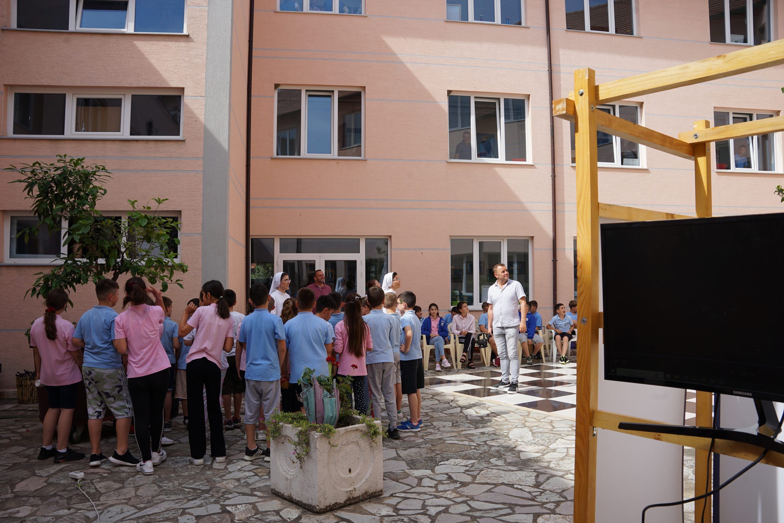 "Re:Waste - How Sweden is rethinking resources." – 2nd Edition | Re:waste on Tour ||"Atë Shtjefën Gjeçovi" School
