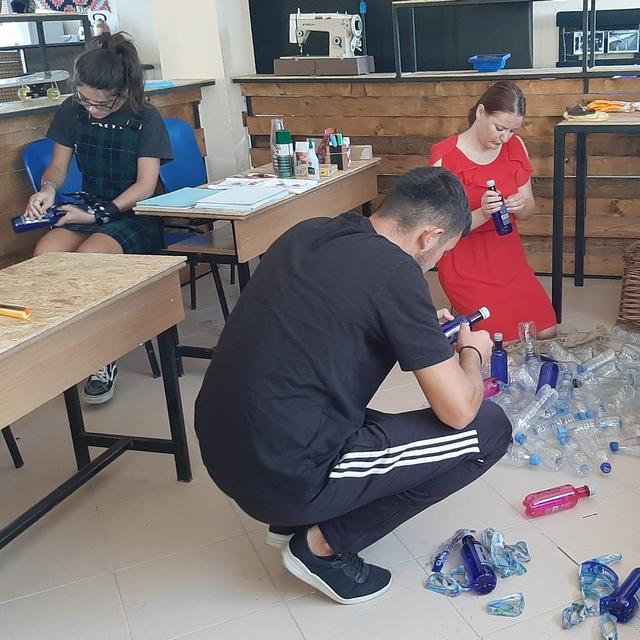 Realization of waste bins from disposable plastic bottles in the Center