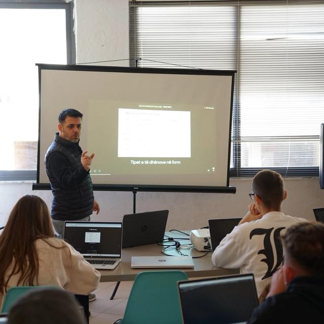 Web & Graphic Design Course - Session | H.A.N.A Centre