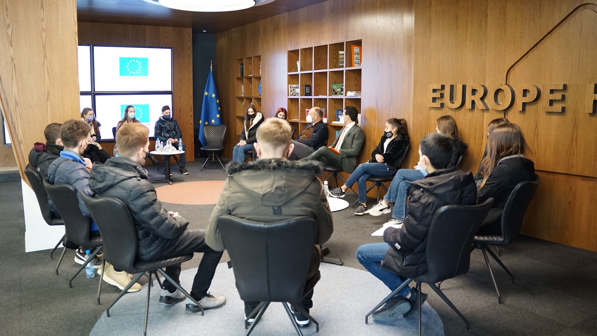 Policy-making in Albania| Analysis, Disscusions
