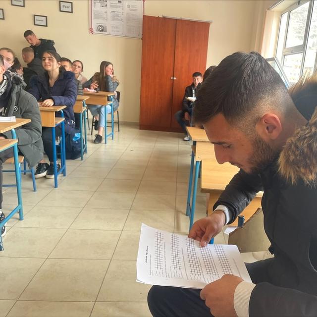 A questionniare conducted around Lezha| Recycling of plastic