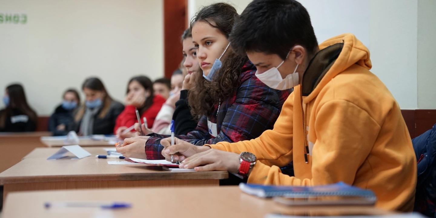 Lesson 2 | “Debating like a European” |What is the EU? | Lecturer – Alba Brojka