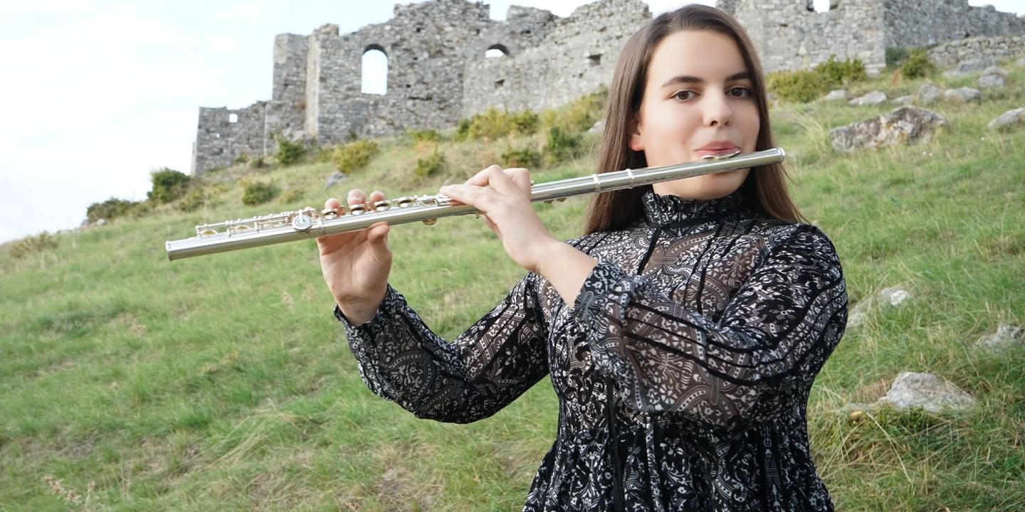 A special afternoon| November 17, at 17:00| Olta Luli