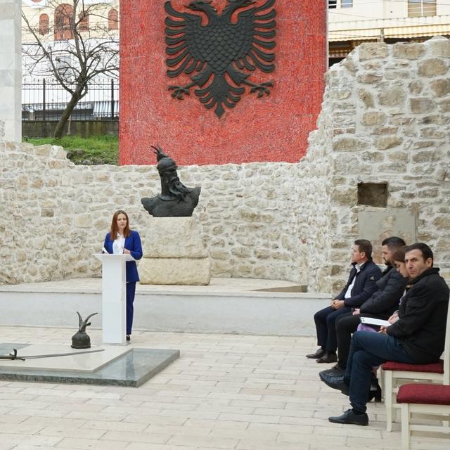 Certification ceremony for youth participating in the 5-month course ''Storytelling and Multimedia''