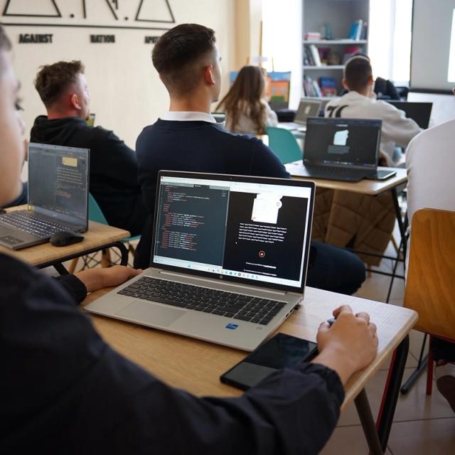 Web & Graphic Design Course - Session | H.A.N.A Centre