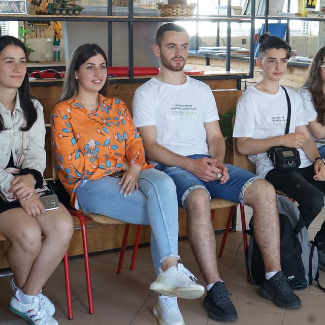 A visit from Puke Youth Movement |Sharing work experiences