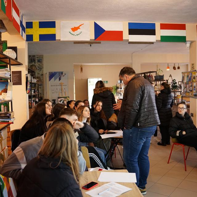 Itinerary of the Public Money – Youth Reports – Newsroom Club #4