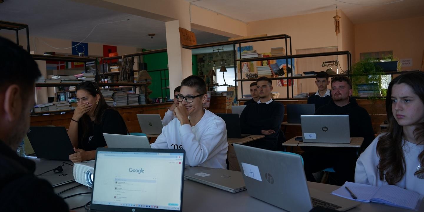 Web & Graphic Design Course - Session | H.A.N.A Centre