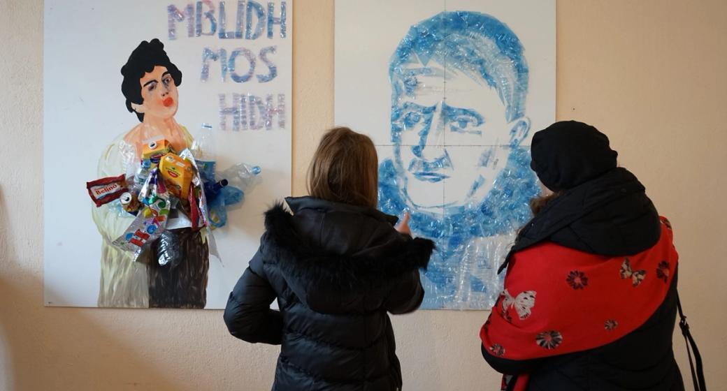 “Art prej koshi”, një nismë e cila ka kthyer riciklimin si stil jetese te të rinjtë