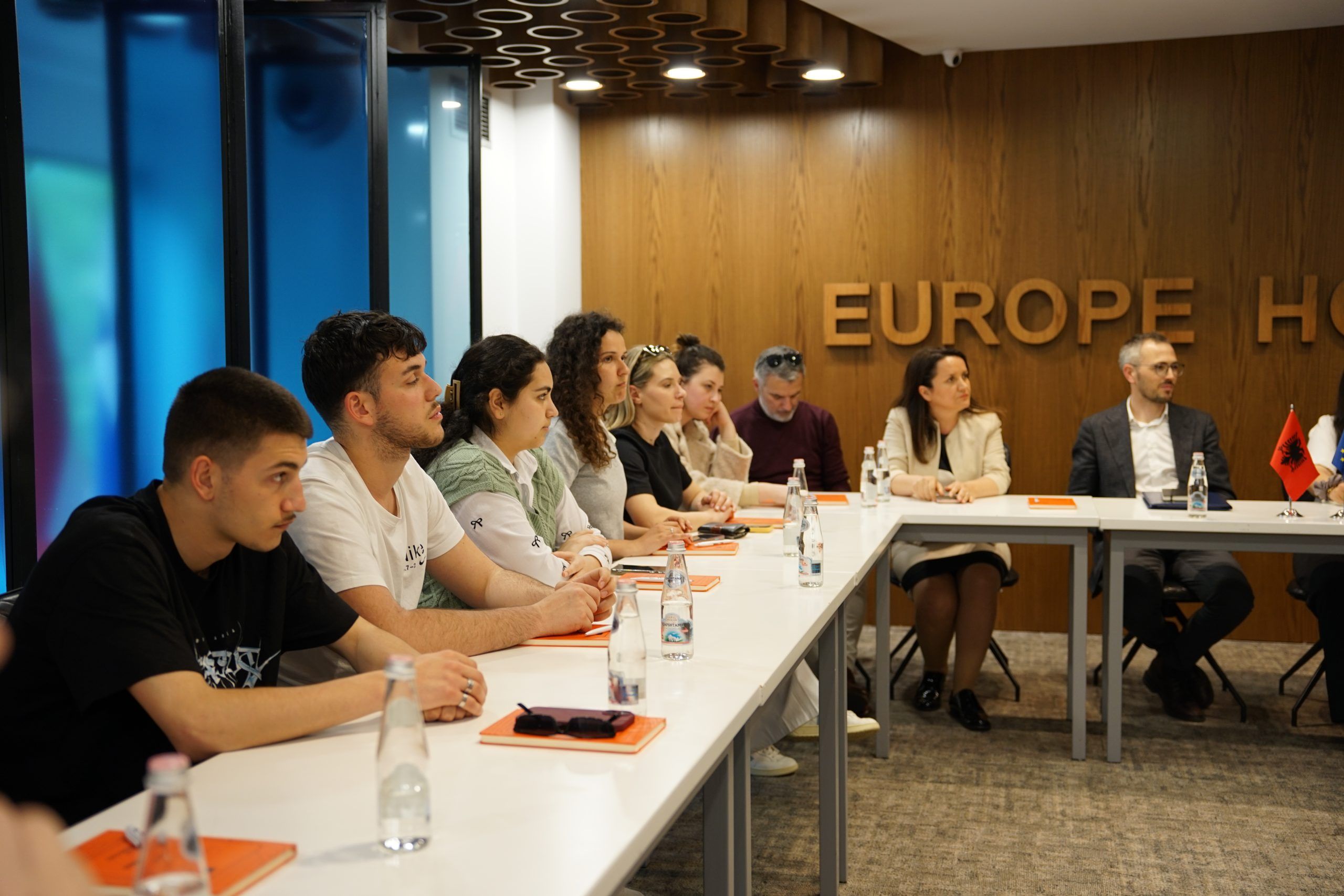 Youth of H.A.N.A and Arka (Shkoder) study visit with the EU Delegation