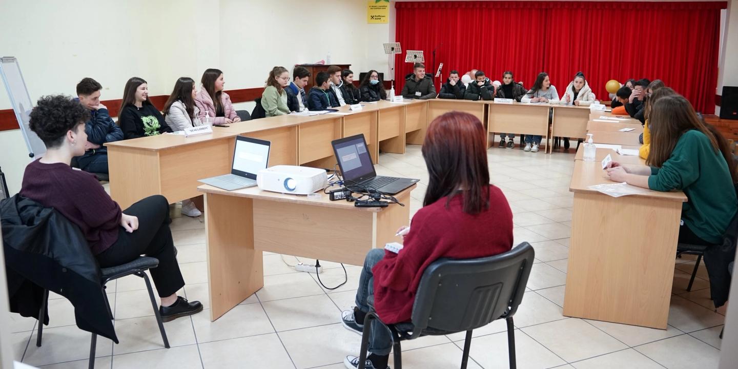 Lesson 8 | “Debating like a European” | Universal Human Rights and the Albanian Context | Lecturer – Dea Nini
