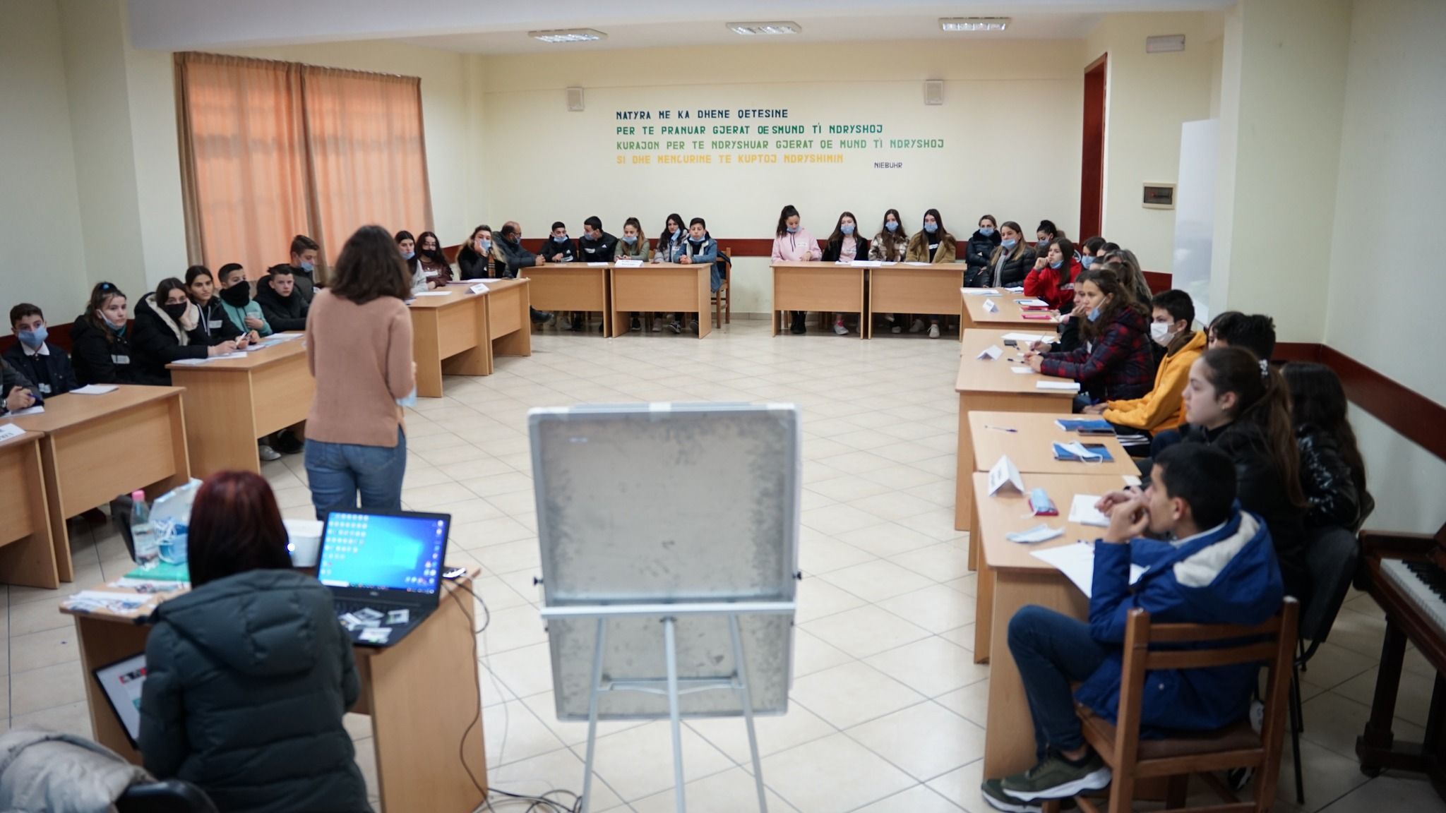 Lesson 2 | “Debating like a European” |What is the EU? | Lecturer – Alba Brojka