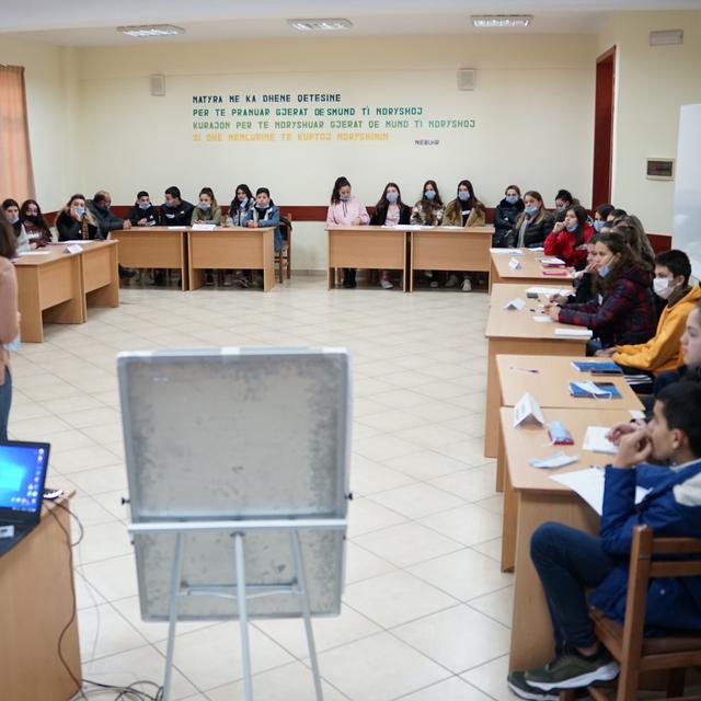 Lesson 2 | “Debating like a European” |What is the EU? | Lecturer – Alba Brojka