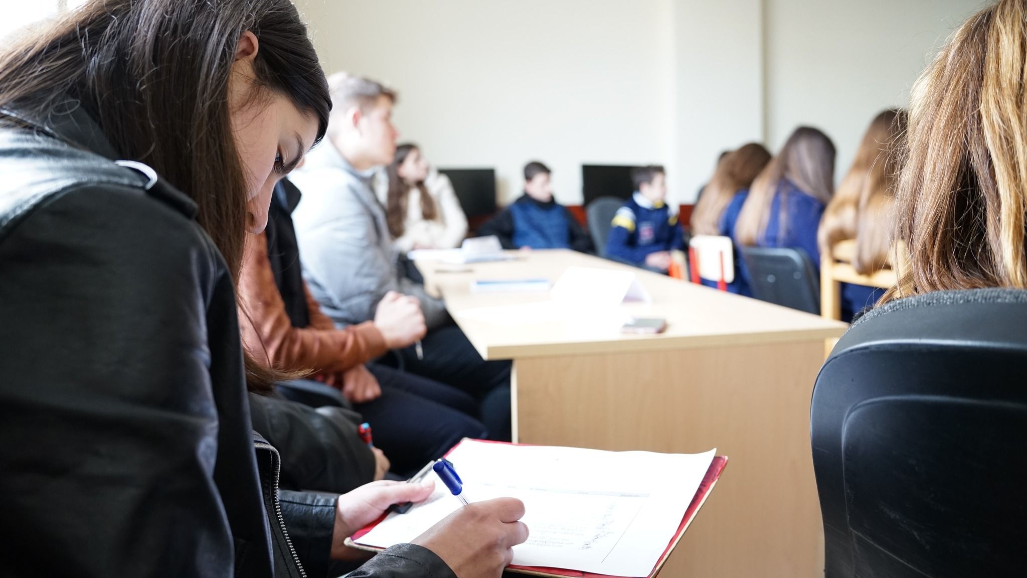 Lesson 7 | “Debating like a European” | Political Tolerance | Lecturer – Mentor Kikia